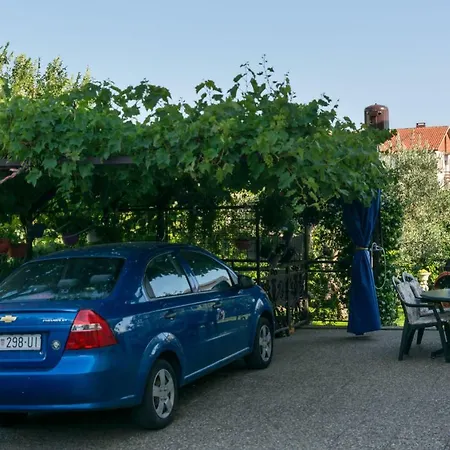 Corana شقة Kaštela